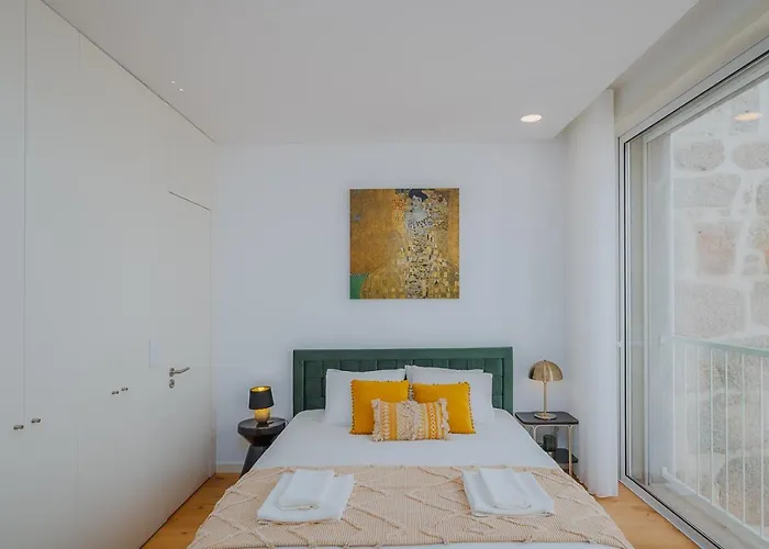 Chimney Luxury House With Ac
